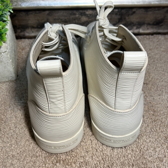 LOUIS VUITTON EPI MATCH UP SNEAKERS WHITE size 7 TV $1200 - Picture 8 of 8
